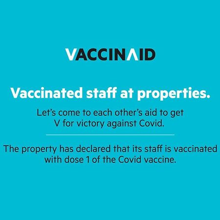 Vaccinated Staff - Oyo 64260 Hotel Rajnandini Hābra Exterior photo